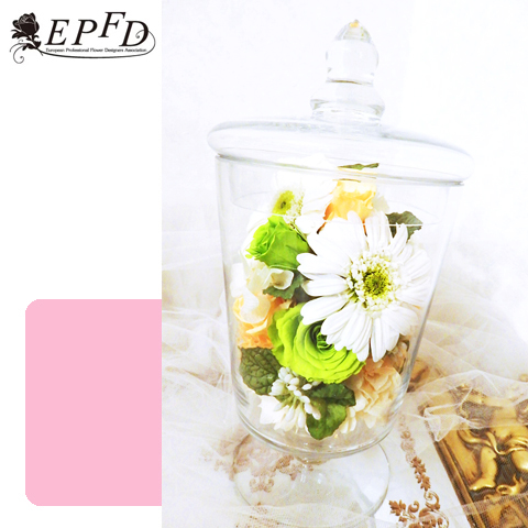 ガラスのキャニスター